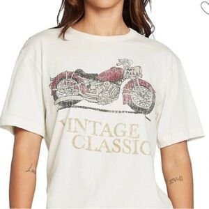 NWT Chaser  Brand Top - Size XS Trendy & Versatile